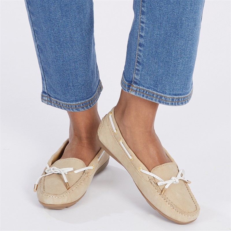 Chatham Marine Womens Paxos Driving Moccasins Sand - Size 5